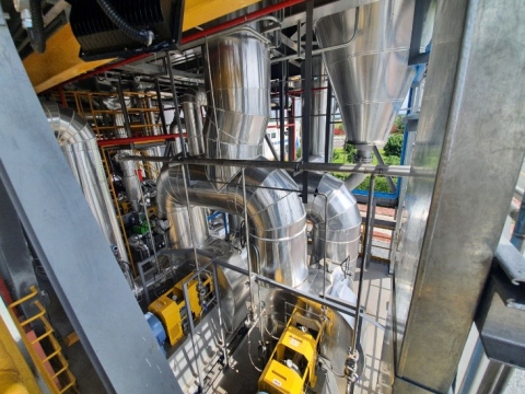 NHÀ MÁY SẢN XUẤT DÂY LỐP XE